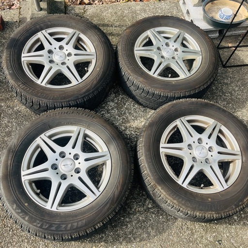【ホイール&タイヤセット】ブリザックVRX 205/65R15
