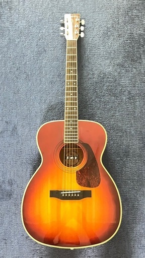 小ぶりのアコースティックギター、新品同様品