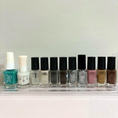 【8/25までの出品】ネイルホリック NAIL HOLIC マニ...