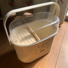 哺乳瓶収納ケース