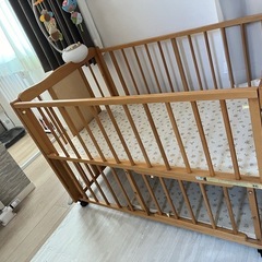 ベビーベッド 