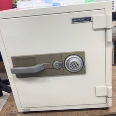 金庫