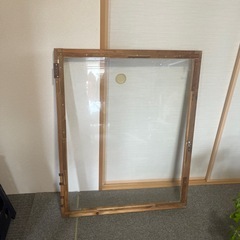 ガラス戸