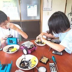 mBot、Legoをプログラムして動かしてみよう（日本人講師・外国人講師による）の画像