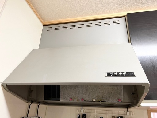 システムキッチン　レンジフード　取説有　お値段交渉承ります　9月16日まで