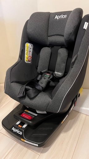 チャイルドシート　アップリカ　クルリラライト