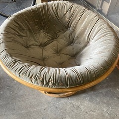 変わったソファー、あげますの画像