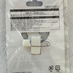 【新品】デイジー  バッジ  クリップ付き   ディズニーリゾートの画像