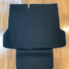 美品／スバル　フォレスターSK系SKE用　レボルバ　防水、防汚ラ...
