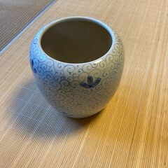 骨董的火鉢.メダカ鉢等にいかが