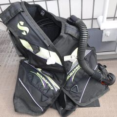 ダイビングBC4個、レギュ3個をまとめて。の画像