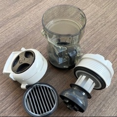 Panasonic　サイクロン式掃除機 MC-SR24J-W【中古品】の画像