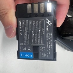 LUMIX 互換バッテリー DMW-BLF19 4個 充電器2個付きの画像