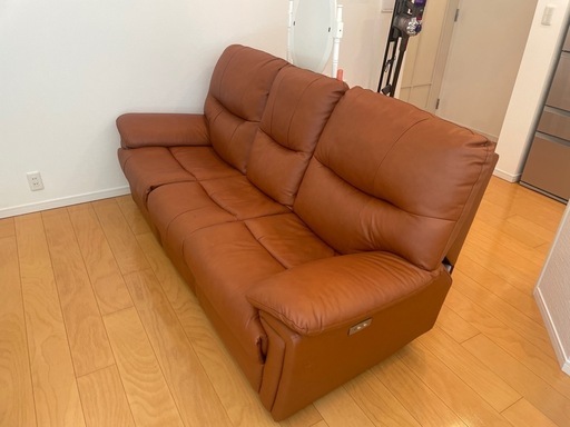 ヤマダ電機　電動リクライニングソファ