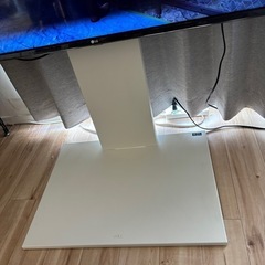 テレビ掛けスタンド