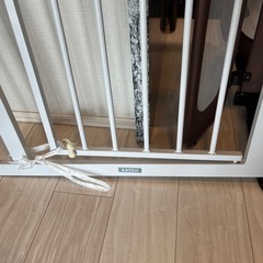 カトージ　ベビー　ゲート　フェンスの画像