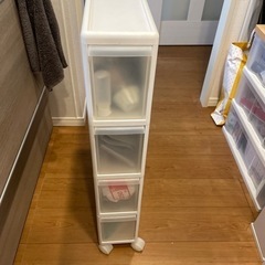 ③隙間収納
