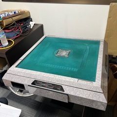 自動麻雀卓
