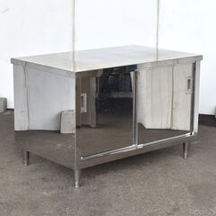 ≪zyt1584ジ≫ ステンレス製 キャビネット作業台 幅120cm 奥行75cm 現状品 ① 戸棚/店舗/設備/工作/DIY/ガレージ/中古厨房機器/宮城県仙台市 60714-03の画像