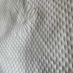 (受け渡し者決定済み)GOKUMIN ゴクミン　クイーンサイズ マットレストッパー　ホワイトの画像