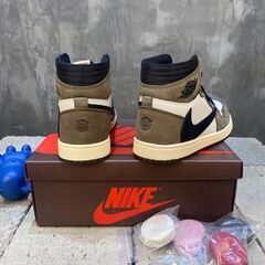 NIKE Air Jordan 1 High 崔維斯史考特 Nike Air Jordan 1の画像