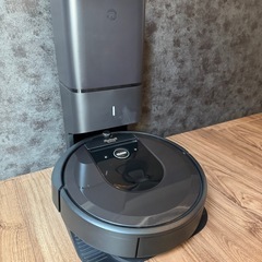 iRobot roomba i7+ 【特典:純正ブラシ,フィルタ,ダストパック付】 アイロボット  ルンバ