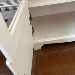 キャビネットの画像