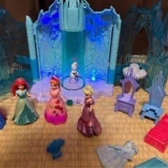 アナ雪　ひかるアレンデール城