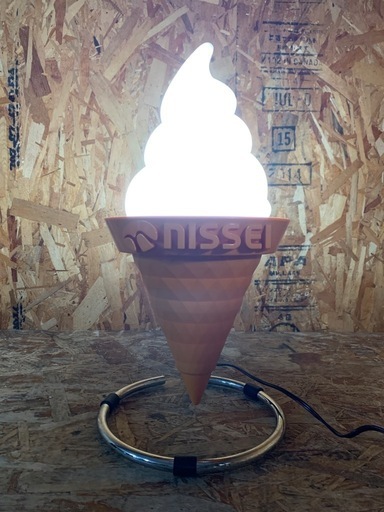 C(6605)ソフトクリーム 日世コーン 電飾看板 ディスプレイ スタンドライト 100V 12W 50/60Hz 店舗用