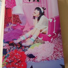 LiSAのDVD　　＋希望者には冬服　1枚目の写真が表で2枚目の...