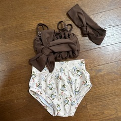 女の子 水着(セパレート) ≒110 ブラウン×ベージュ(花柄)の画像