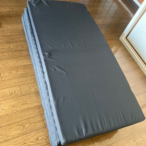 美品マットレスダブルサイズ