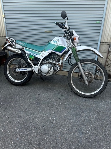 セローバッテリーやキャブ新品！絶好調！