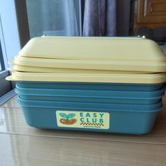 三段ランチボックスの画像