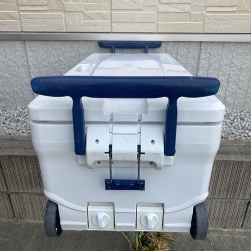 シマノ　大型クーラーボックス　60L