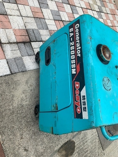 発電機 中古 エンジン デンヨー ニューパワー GA-2600SSM 100V 60Hz 2.6KVA 防音型 15Lタンク