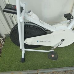 エアロバイク サイクルツイスタースリムの画像