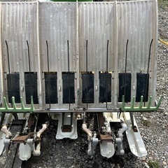 ヤンマー 4条植え 田植機 Pe-1X すこやか 4馬力 ユニットクラッチ　田植え機 YANMAR 乗用型 田んぼ　農機具　動画あり の画像