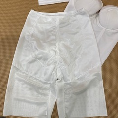 美品！ブライダルインナー　3点セットの画像