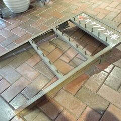 昭和レトロ 釜原のオタフク滑車 折りたたみ什器 鉄製 オブジェ 札幌市 新道東店の画像