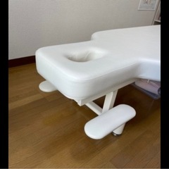 ★高田ベット整体ベッド 【美品】マッサージベッド（施術台）の画像