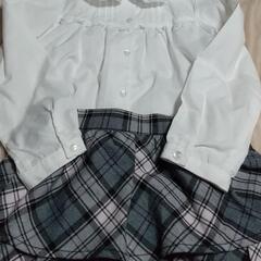130cm女の子スーツの画像