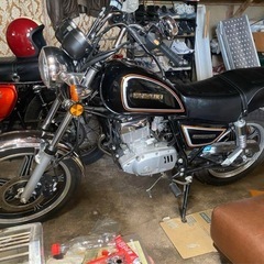 スズキ　旧車風　GN125-2F