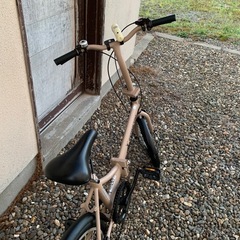 折りたたみ自転車の画像