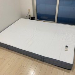 IKEAダブルベッド(無料)