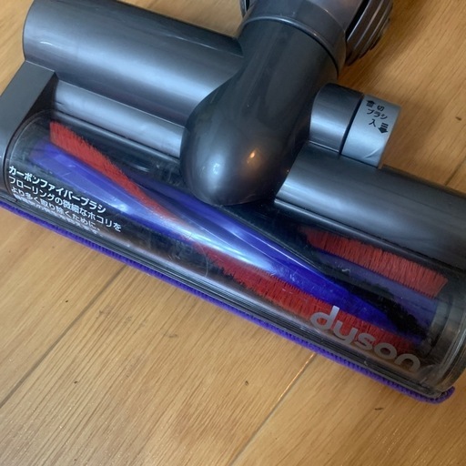 Dysonコード式サイクロン掃除機DC48