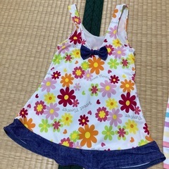 120センチ　水着セットの画像