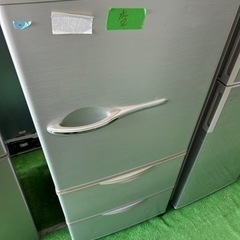 早い者勝ち大セール‼️‼️＋ご来店時、ガンお値引き‼️AQUA(アクア) 2012年製 255L 3ドア冷蔵庫?