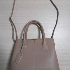 ★美品★　ショルダーバッグ　ベージュ