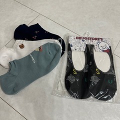 マステ、靴下、マスクの画像